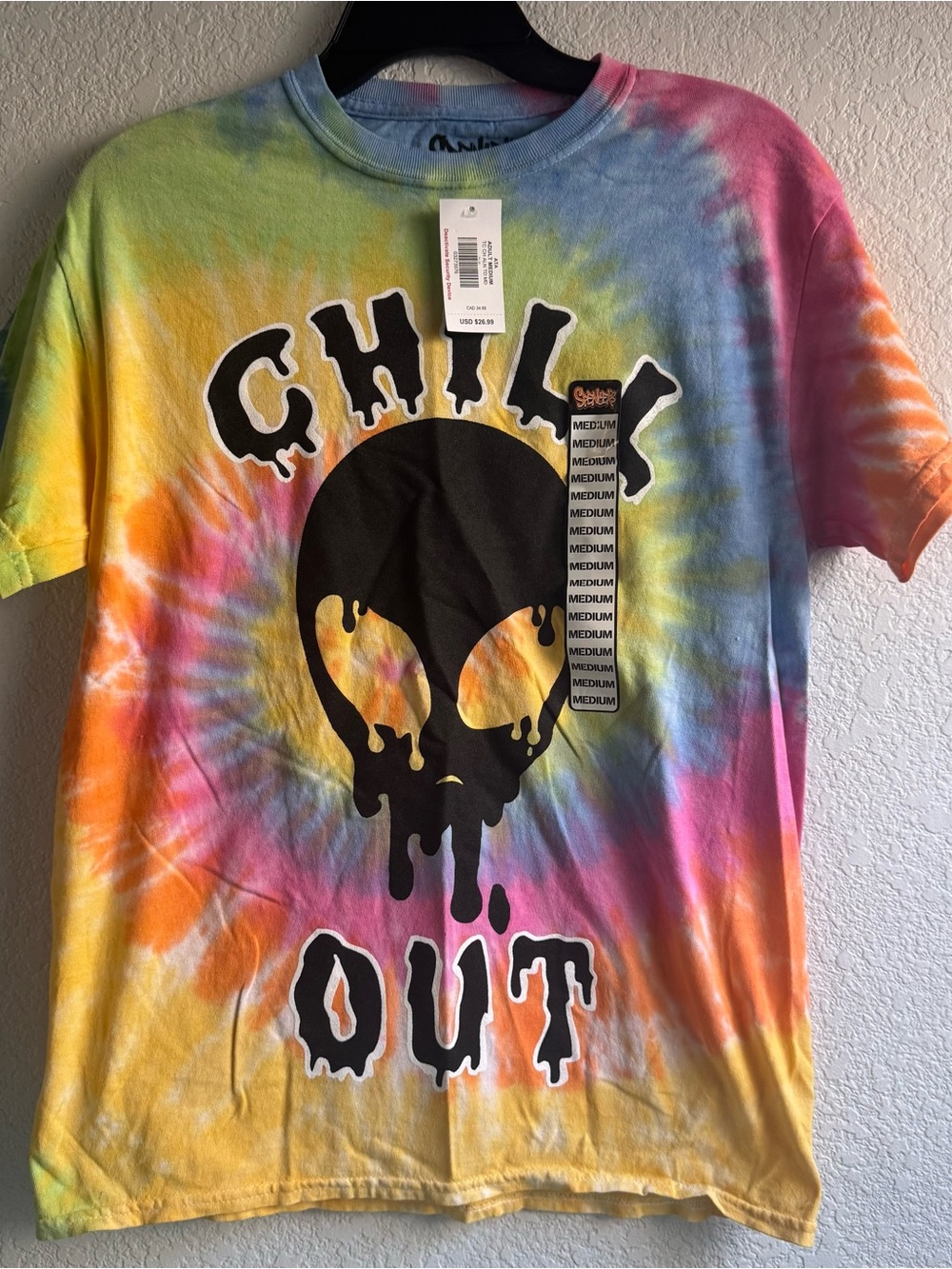 Tie-Dye Alien  "Chill Out" Graphic Tee M Medium